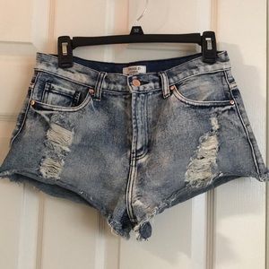 High-waisted jean shorts